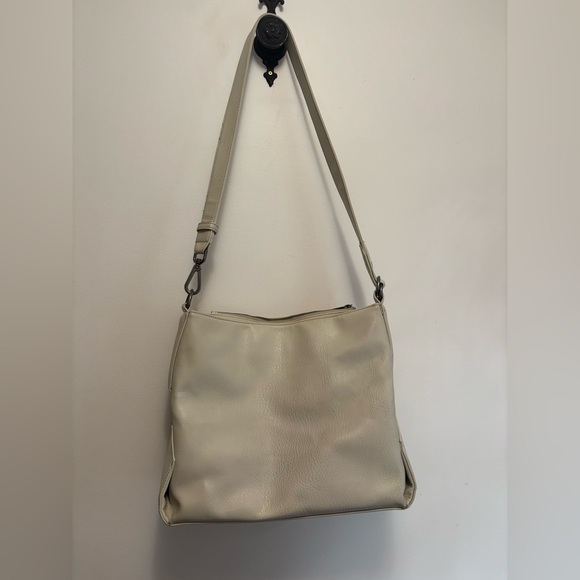 Matt and Nat Cream Shoulder Bag - Picture 2 of 6